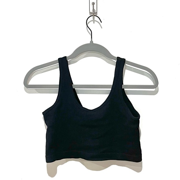UO Out From Under seamless ribbed snap button crop top - Picture 3 of 4